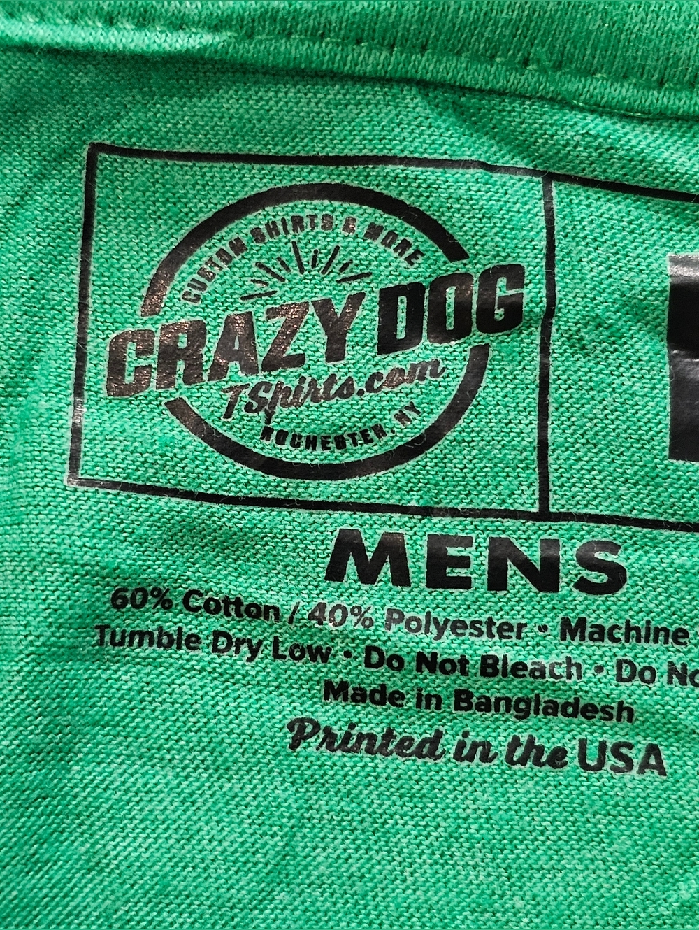 Graphic Men's Green T-shirt In Size Large. " Dill Doe ", New - Picture 3 of 4